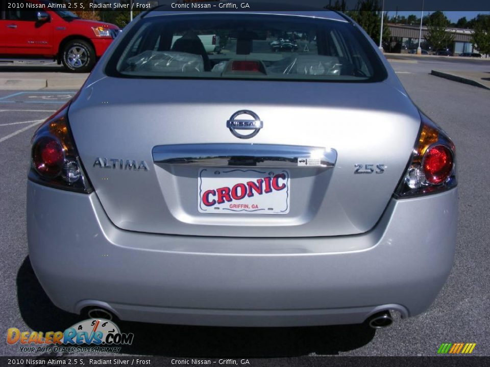 2010 Nissan Altima 2.5 S Radiant Silver / Frost Photo #7