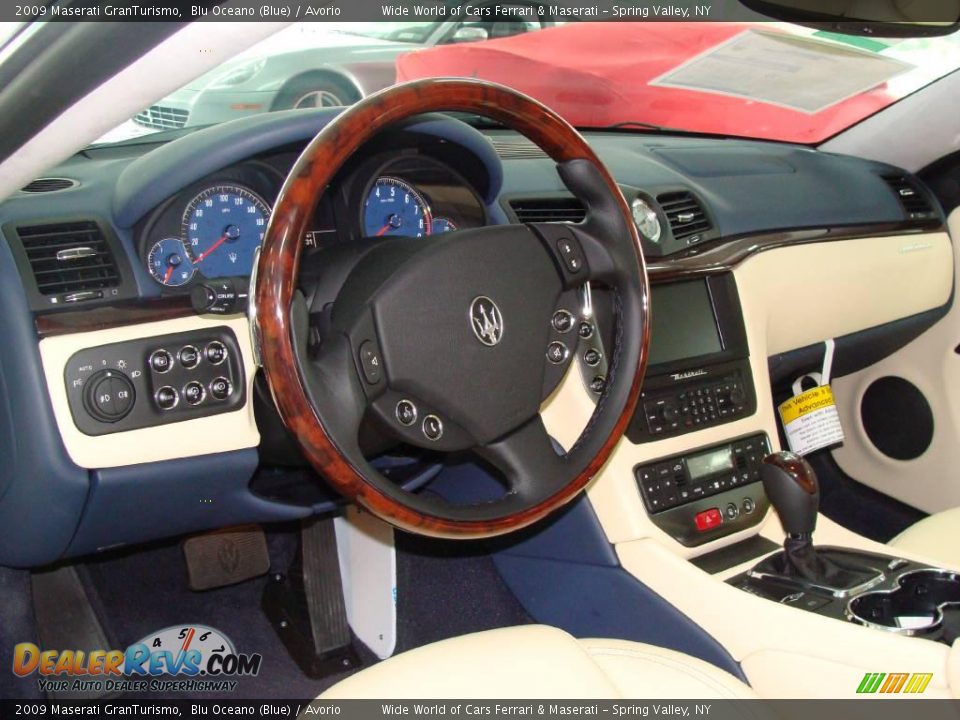 2009 Maserati GranTurismo  Steering Wheel Photo #8