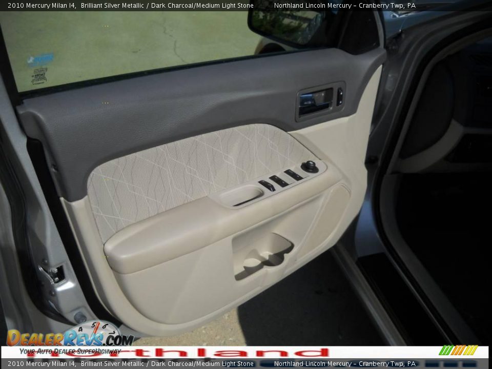 2010 Mercury Milan I4 Brilliant Silver Metallic / Dark Charcoal/Medium Light Stone Photo #6