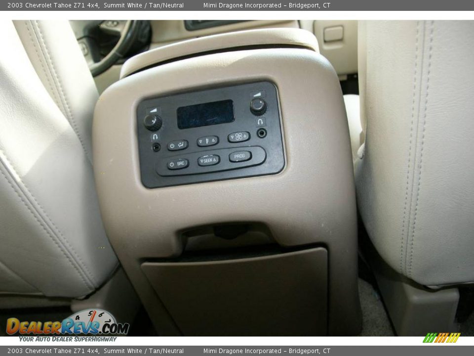 2003 Chevrolet Tahoe Z71 4x4 Summit White / Tan/Neutral Photo #15