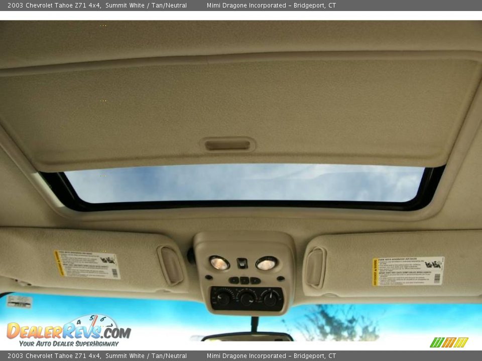 2003 Chevrolet Tahoe Z71 4x4 Summit White / Tan/Neutral Photo #18