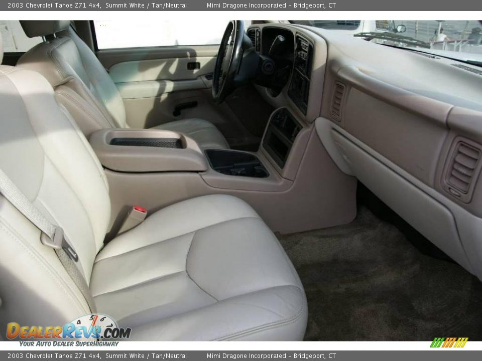 2003 Chevrolet Tahoe Z71 4x4 Summit White / Tan/Neutral Photo #19