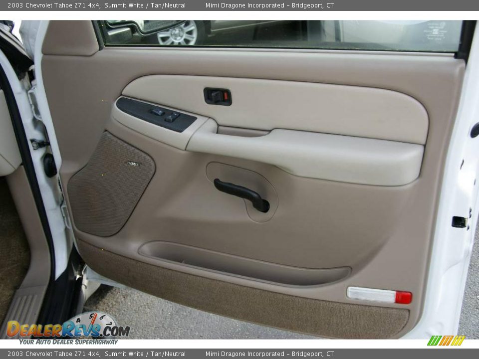 2003 Chevrolet Tahoe Z71 4x4 Summit White / Tan/Neutral Photo #20
