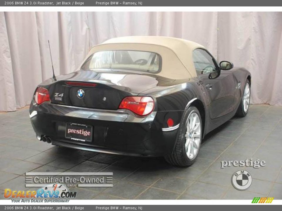 2006 BMW Z4 3.0i Roadster Jet Black / Beige Photo #2