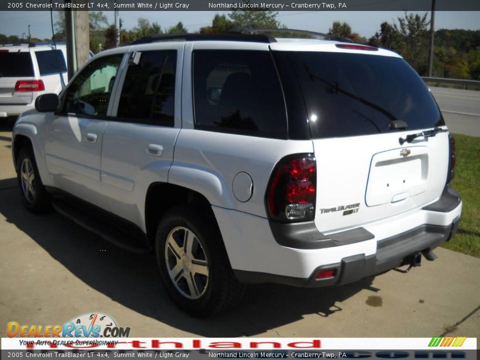 2005 Chevrolet TrailBlazer LT 4x4 Summit White / Light Gray Photo #4