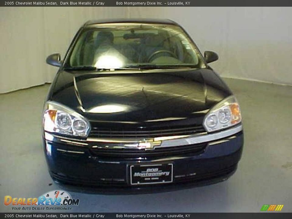 2005 Chevrolet Malibu Sedan Dark Blue Metallic / Gray Photo #2