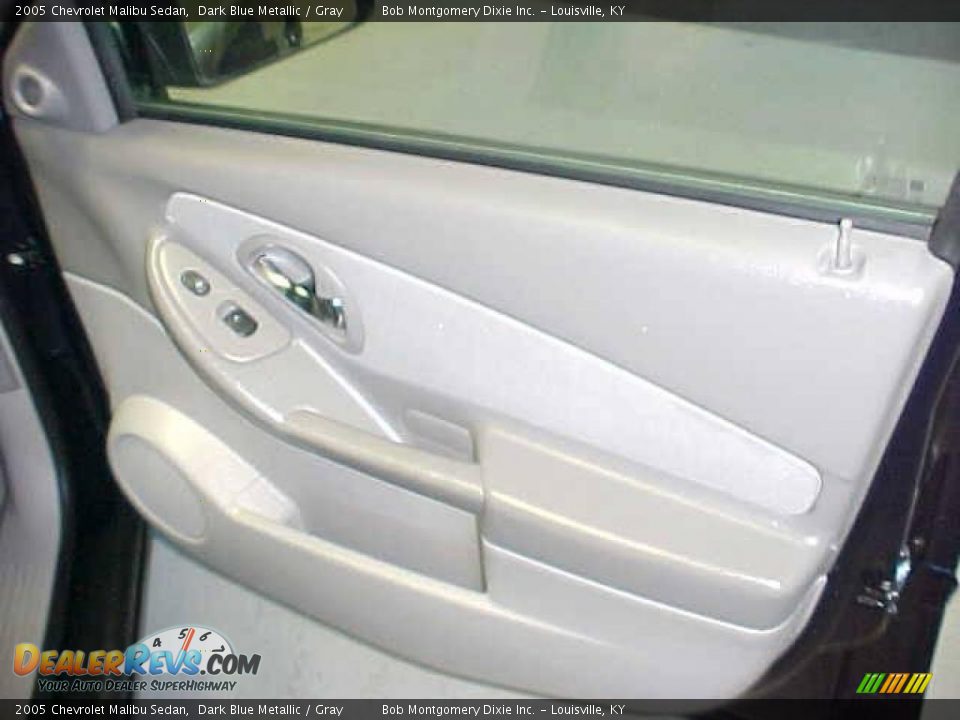 2005 Chevrolet Malibu Sedan Dark Blue Metallic / Gray Photo #8