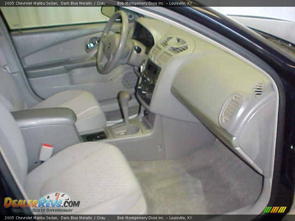2005 Chevrolet Malibu Sedan Dark Blue Metallic / Gray Photo #9