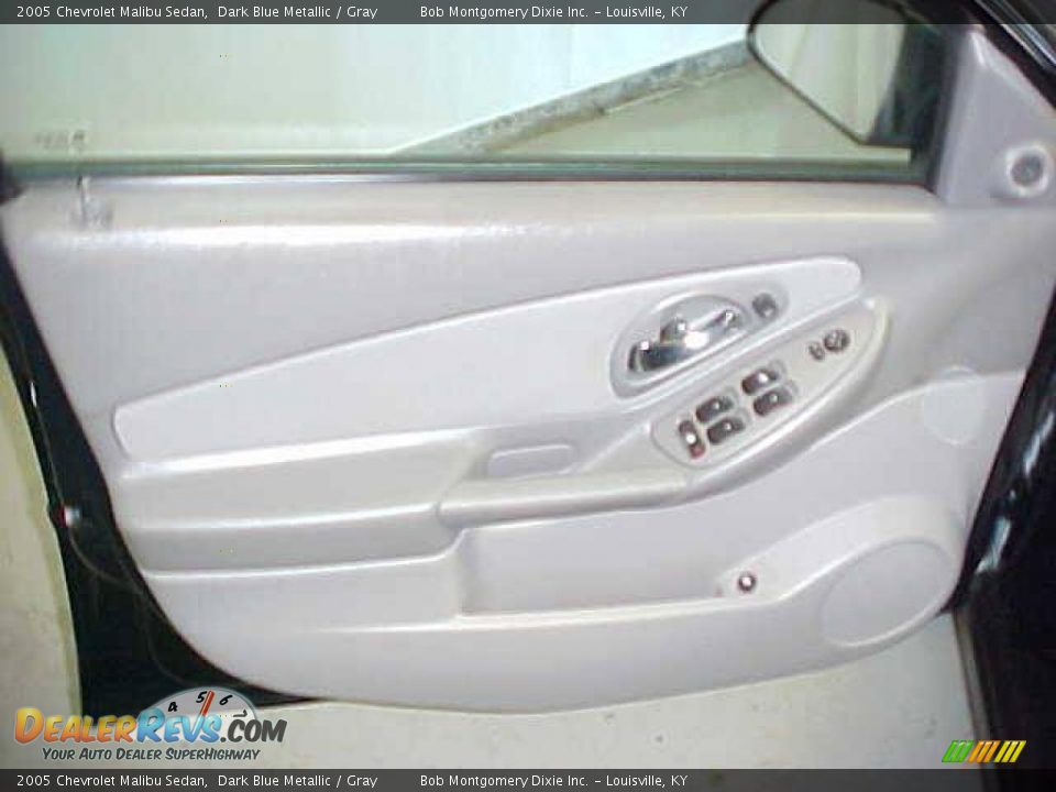 2005 Chevrolet Malibu Sedan Dark Blue Metallic / Gray Photo #12
