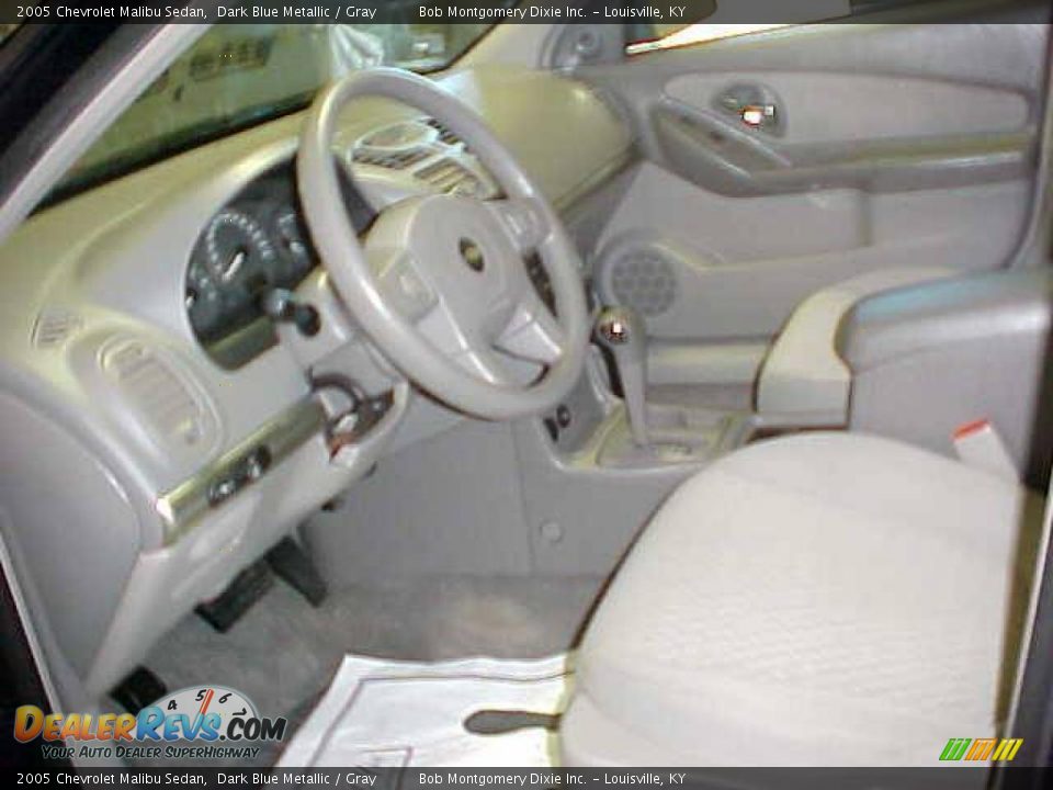 2005 Chevrolet Malibu Sedan Dark Blue Metallic / Gray Photo #13