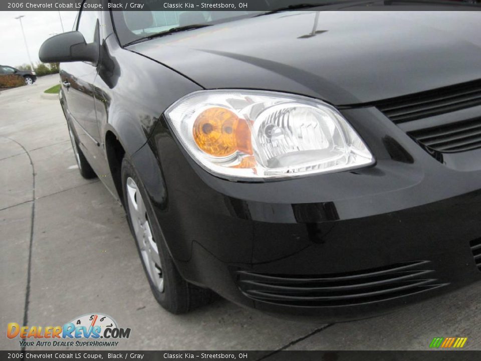 2006 Chevrolet Cobalt LS Coupe Black / Gray Photo #4