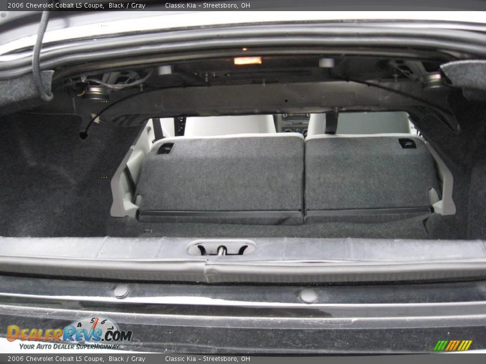 2006 Chevrolet Cobalt LS Coupe Black / Gray Photo #23