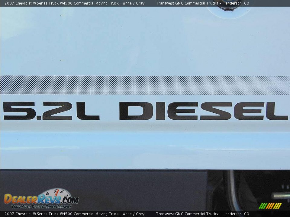 2007 Chevrolet W Series Truck W4500 Commercial Moving Truck White / Gray Photo #18