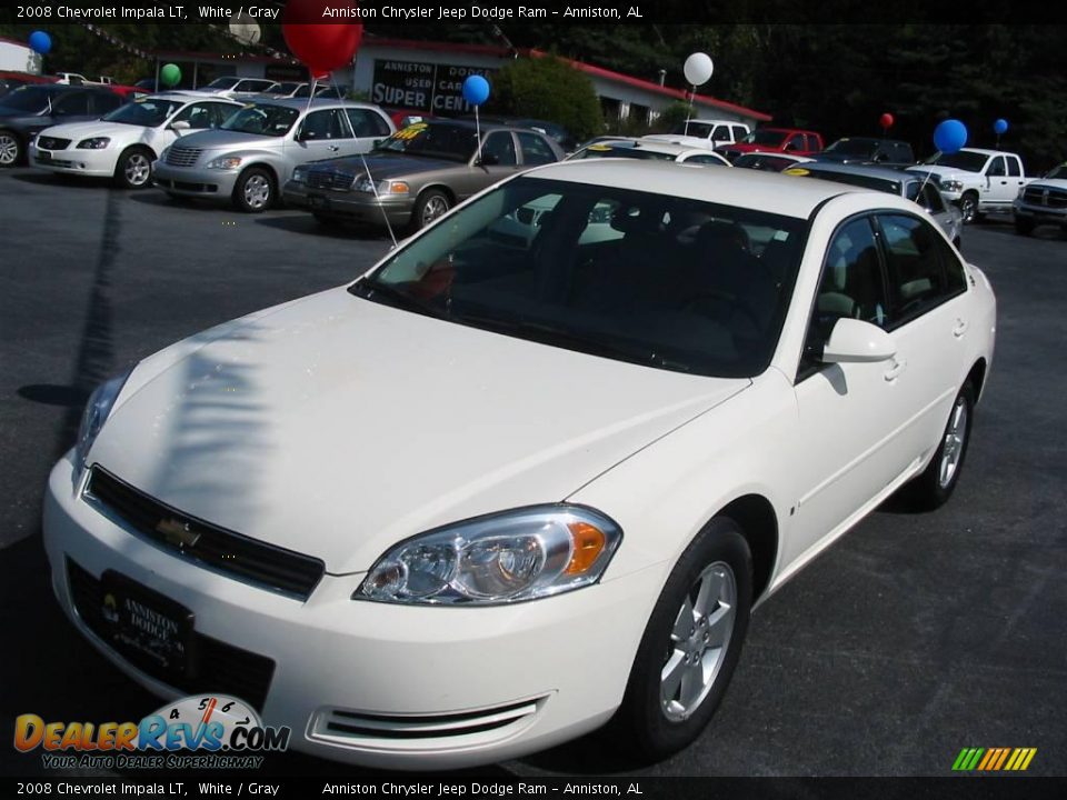 2008 Chevrolet Impala LT White / Gray Photo #1
