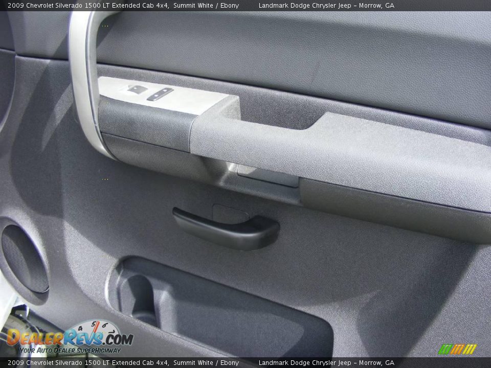 2009 Chevrolet Silverado 1500 LT Extended Cab 4x4 Summit White / Ebony Photo #20