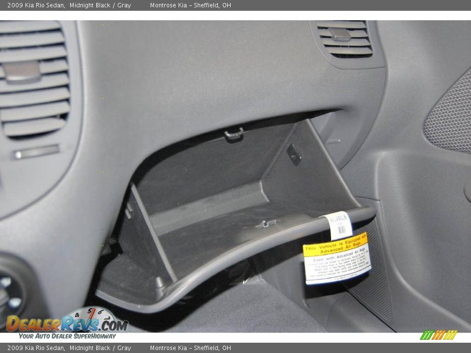 2009 Kia Rio Sedan Midnight Black / Gray Photo #24