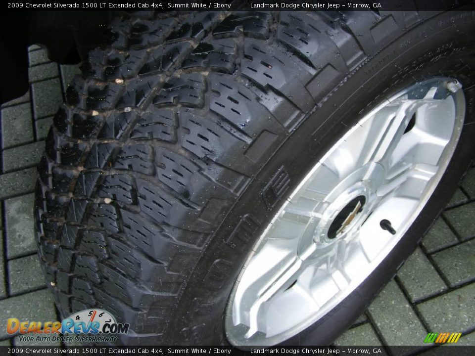 2009 Chevrolet Silverado 1500 LT Extended Cab 4x4 Summit White / Ebony Photo #32