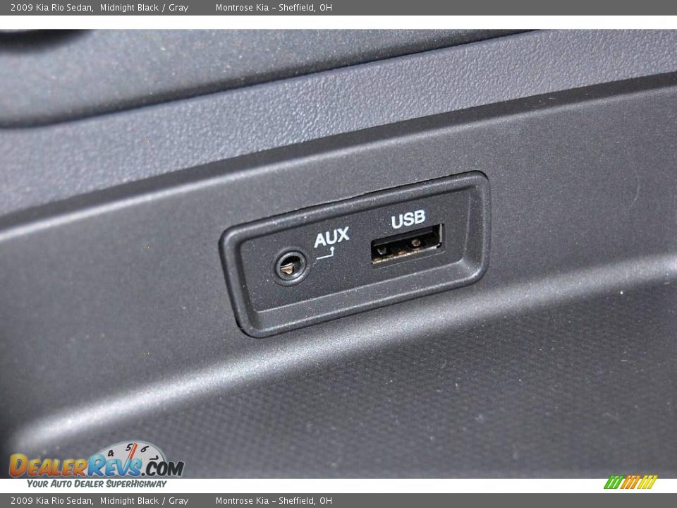 2009 Kia Rio Sedan Midnight Black / Gray Photo #35