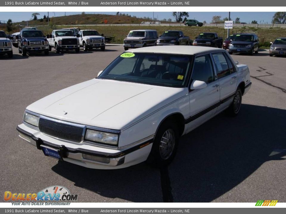 1991 Buick LeSabre Limited Sedan White / Blue Photo #1