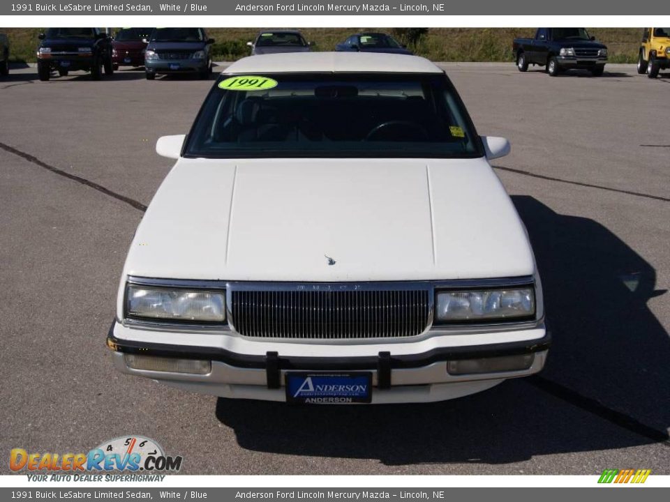 1991 Buick LeSabre Limited Sedan White / Blue Photo #2