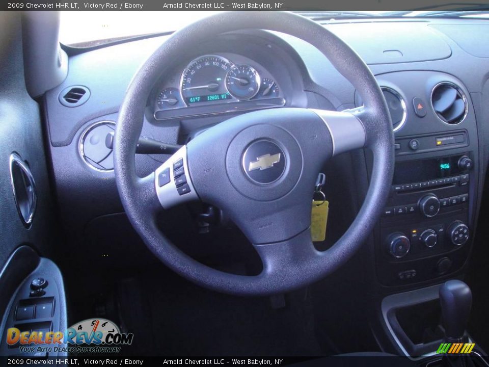2009 Chevrolet HHR LT Victory Red / Ebony Photo #11