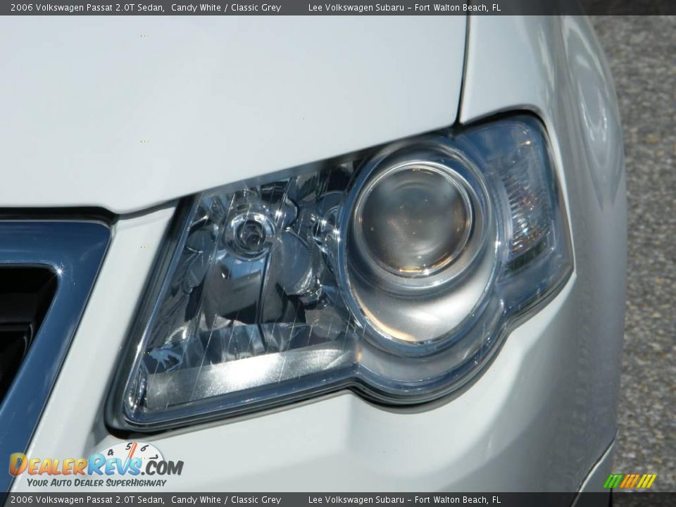 2006 Volkswagen Passat 2.0T Sedan Candy White / Classic Grey Photo #9