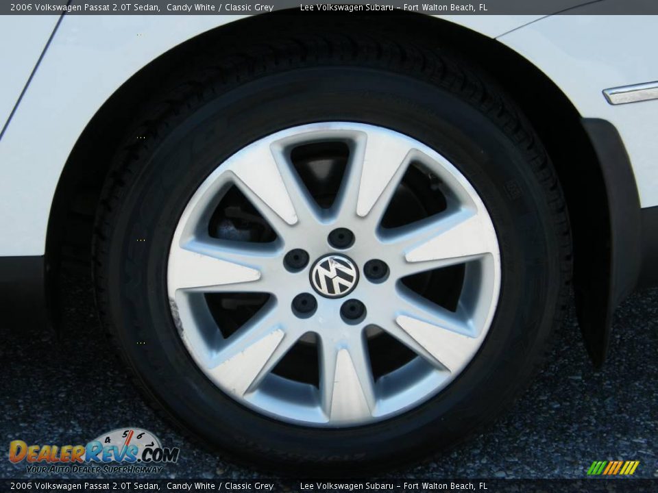 2006 Volkswagen Passat 2.0T Sedan Candy White / Classic Grey Photo #11