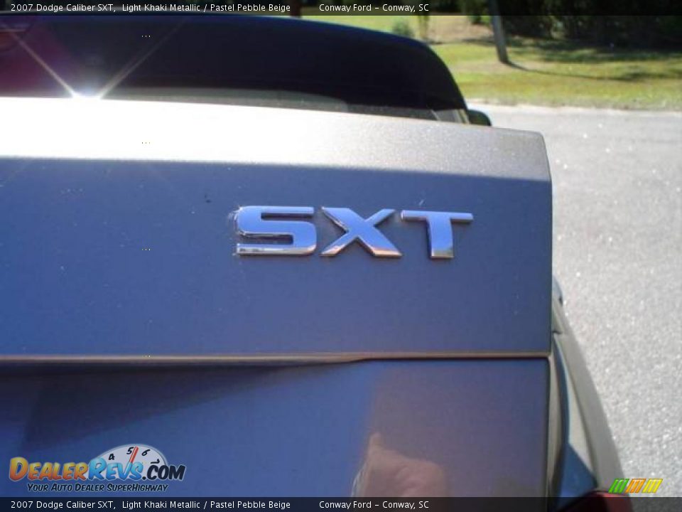 2007 Dodge Caliber SXT Light Khaki Metallic / Pastel Pebble Beige Photo #14