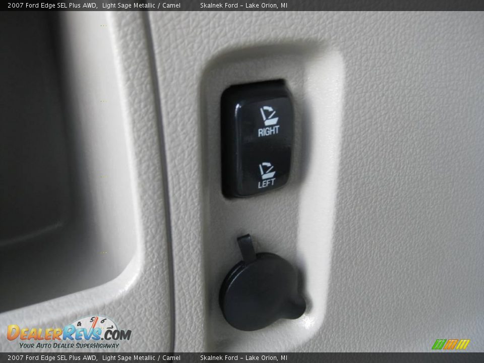 2007 Ford Edge SEL Plus AWD Light Sage Metallic / Camel Photo #17