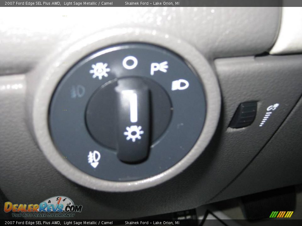 2007 Ford Edge SEL Plus AWD Light Sage Metallic / Camel Photo #26
