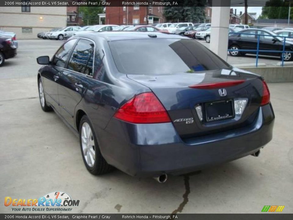 2006 Honda Accord EX-L V6 Sedan Graphite Pearl / Gray Photo #2