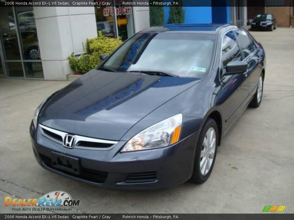 2006 Honda Accord EX-L V6 Sedan Graphite Pearl / Gray Photo #8