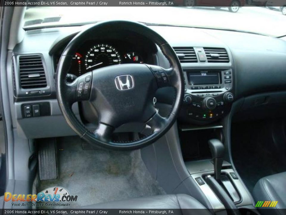 2006 Honda Accord EX-L V6 Sedan Graphite Pearl / Gray Photo #12