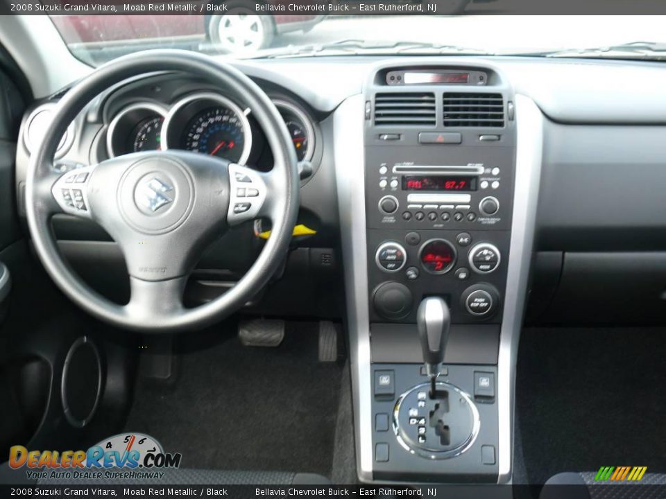 2008 Suzuki Grand Vitara Moab Red Metallic / Black Photo #9