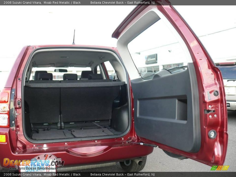 2008 Suzuki Grand Vitara Moab Red Metallic / Black Photo #14