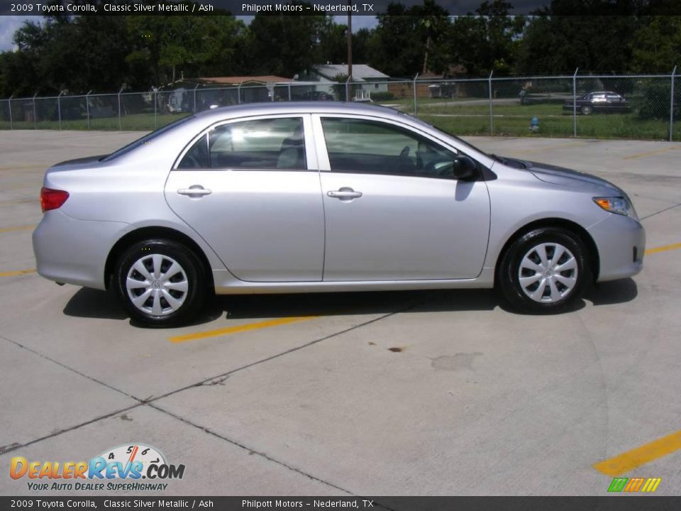 2009 Toyota Corolla Classic Silver Metallic / Ash Photo #2
