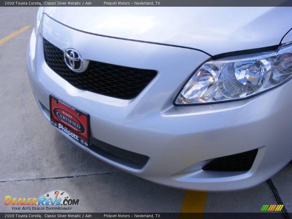 2009 Toyota Corolla Classic Silver Metallic / Ash Photo #11