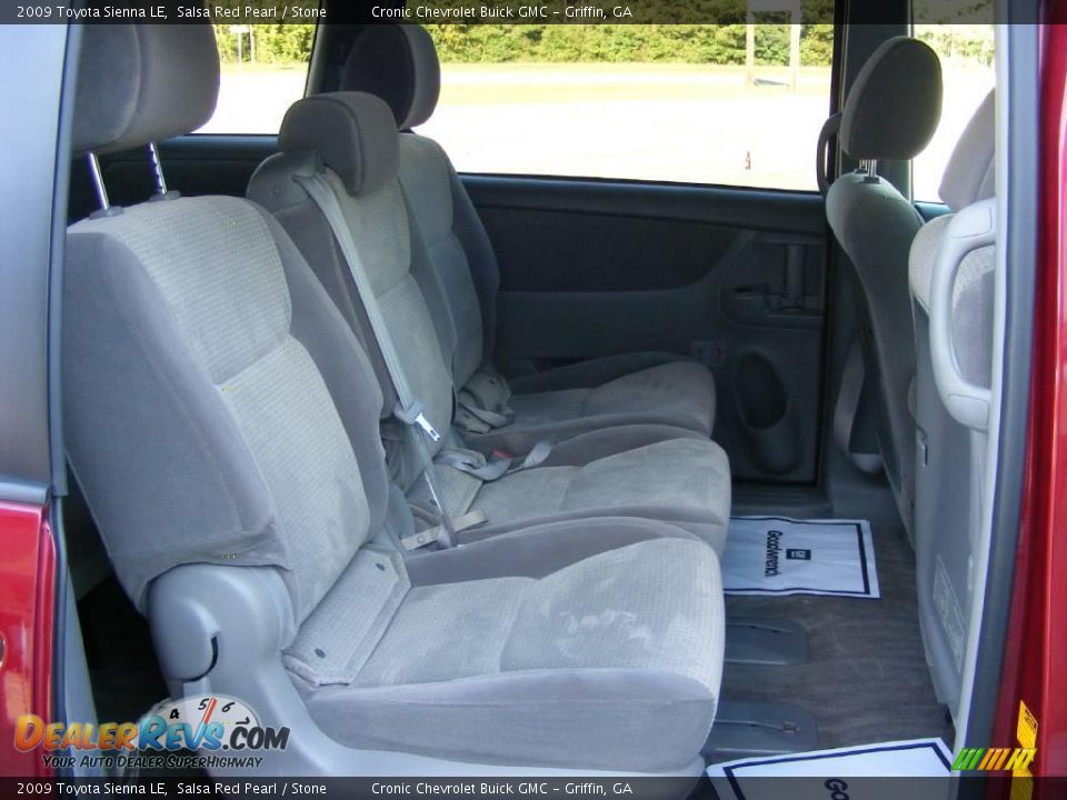 2009 Toyota Sienna LE Salsa Red Pearl / Stone Photo #14