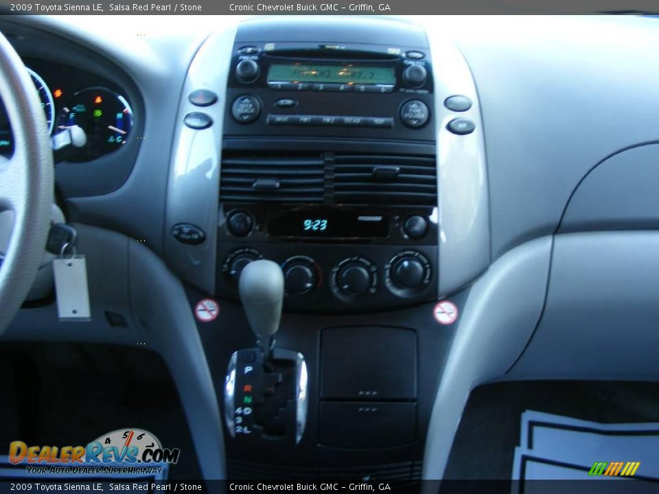 2009 Toyota Sienna LE Salsa Red Pearl / Stone Photo #19