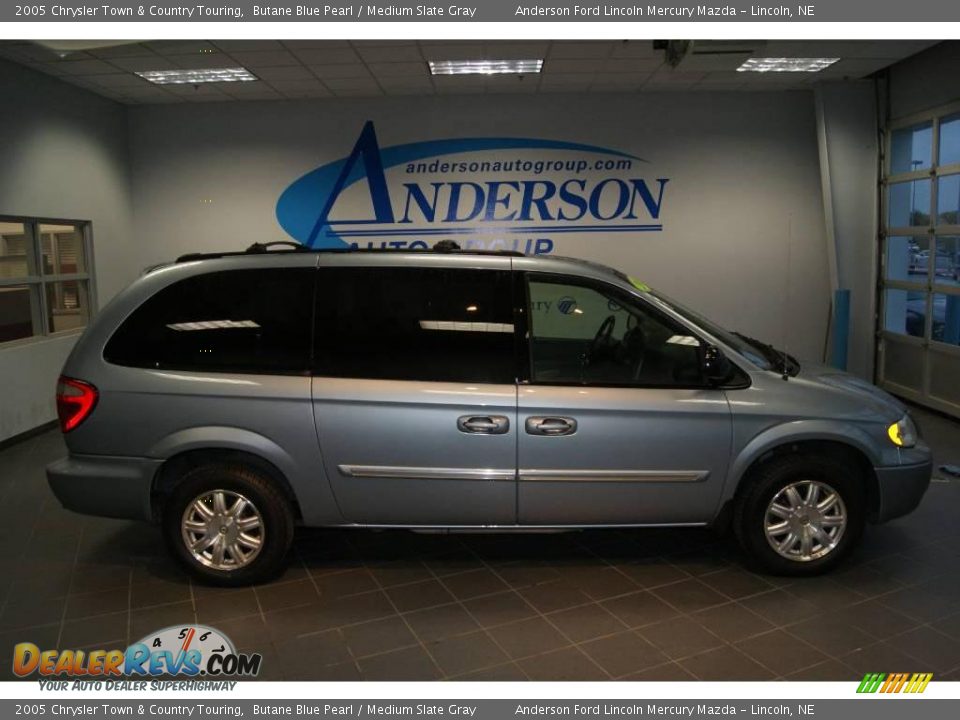 2005 Chrysler Town & Country Touring Butane Blue Pearl / Medium Slate Gray Photo #2