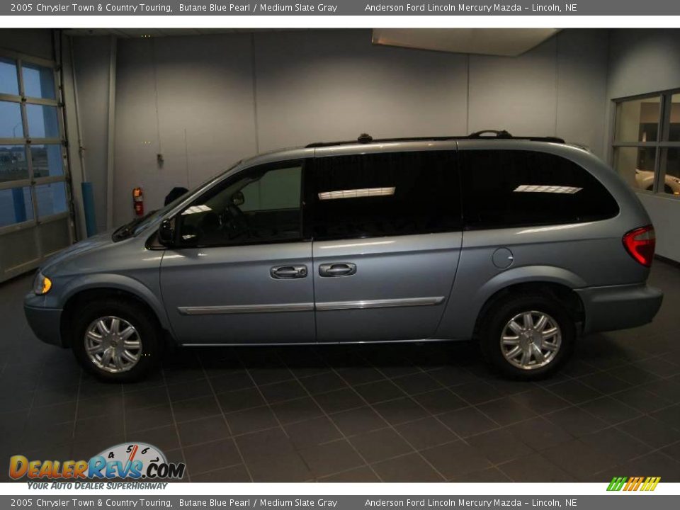 2005 Chrysler Town & Country Touring Butane Blue Pearl / Medium Slate Gray Photo #6