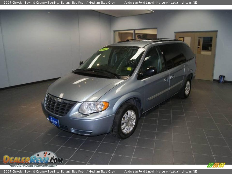 2005 Chrysler Town & Country Touring Butane Blue Pearl / Medium Slate Gray Photo #7