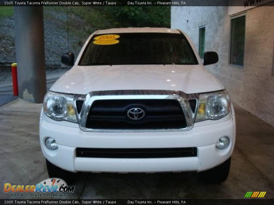 2005 Toyota Tacoma PreRunner Double Cab Super White / Taupe Photo #6