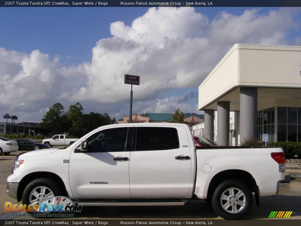 2007 Toyota Tundra SR5 CrewMax Super White / Beige Photo #2