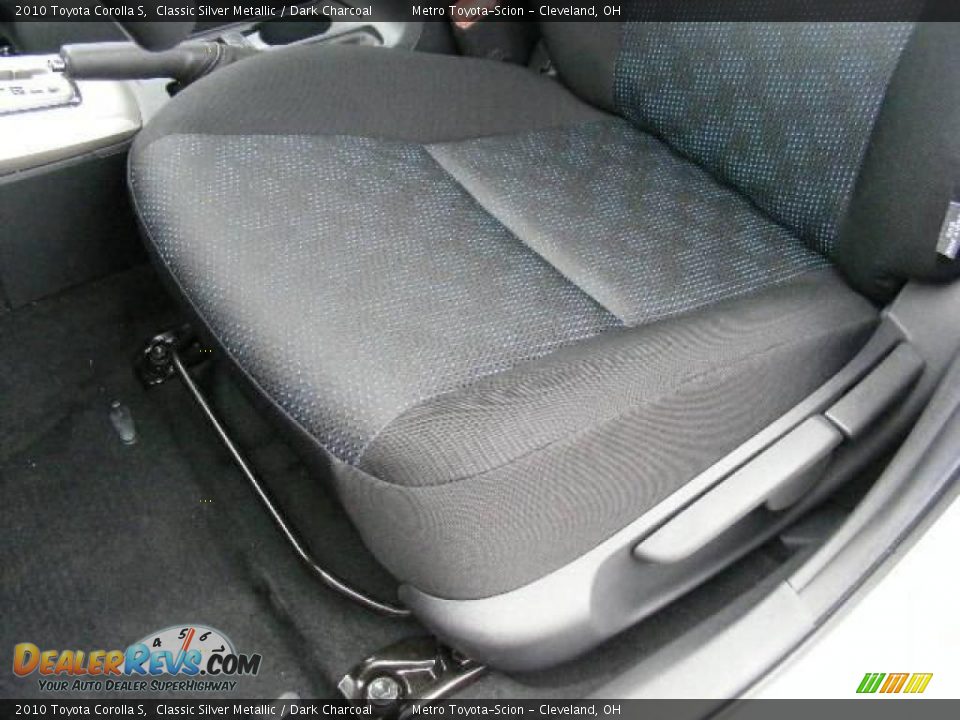 2010 Toyota Corolla S Classic Silver Metallic / Dark Charcoal Photo #10