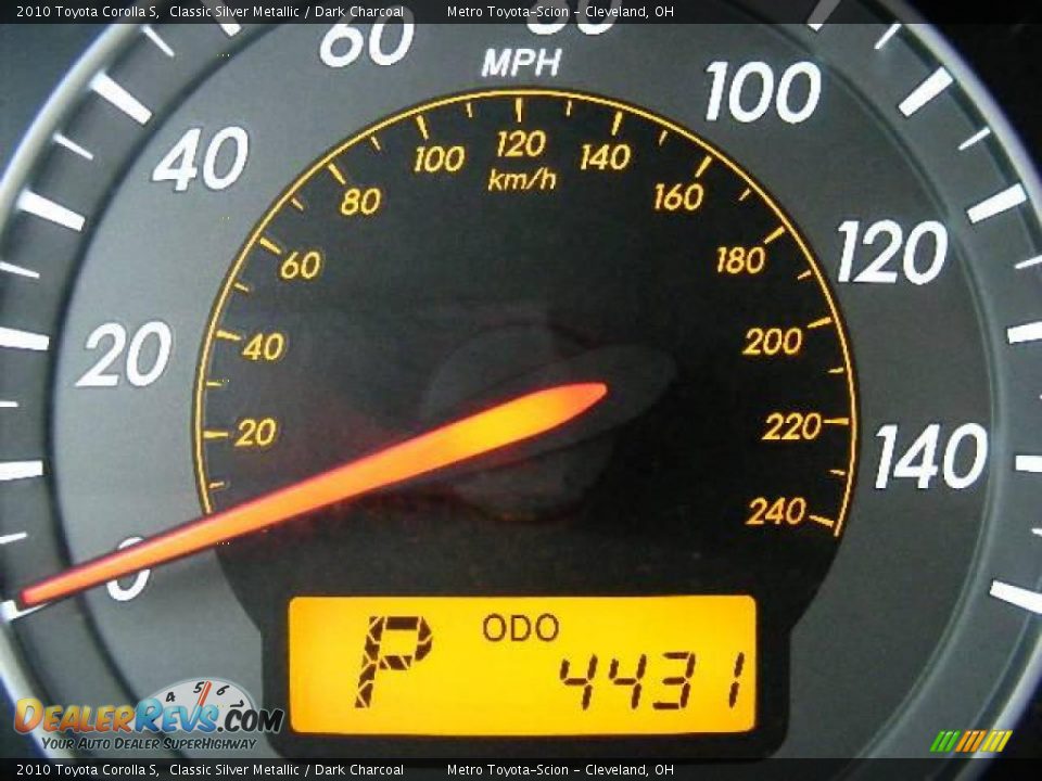 2010 Toyota Corolla S Classic Silver Metallic / Dark Charcoal Photo #17