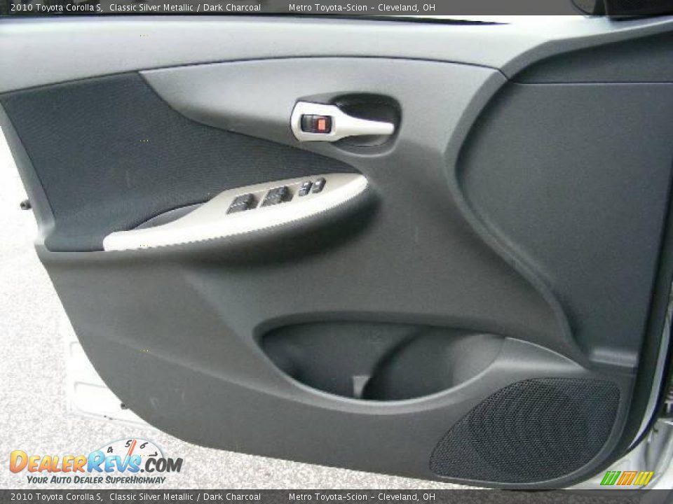 2010 Toyota Corolla S Classic Silver Metallic / Dark Charcoal Photo #22