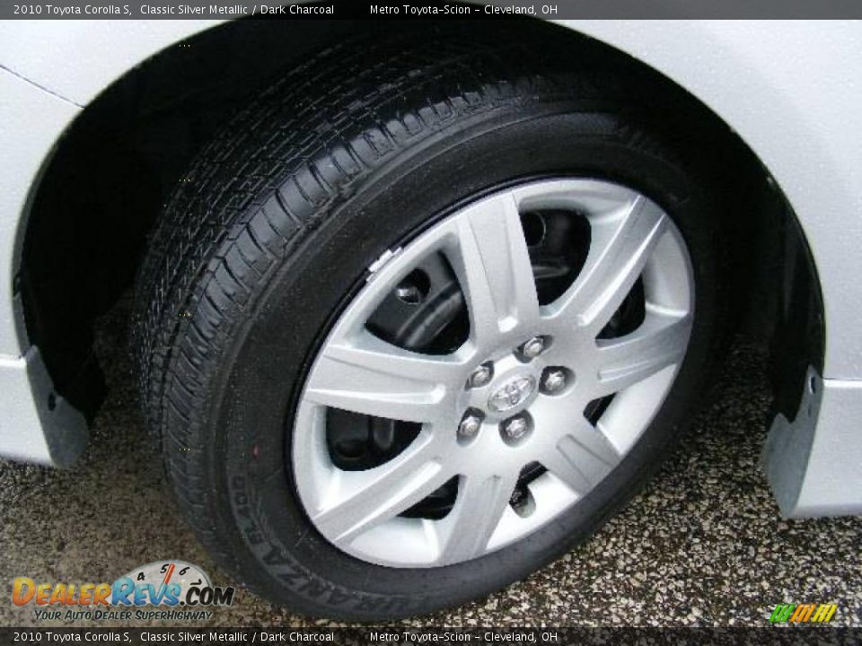 2010 Toyota Corolla S Classic Silver Metallic / Dark Charcoal Photo #25