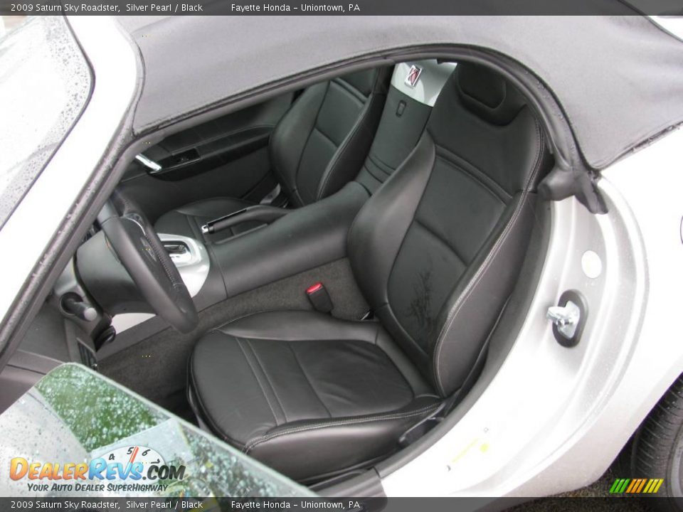 2009 Saturn Sky Roadster Silver Pearl / Black Photo #12
