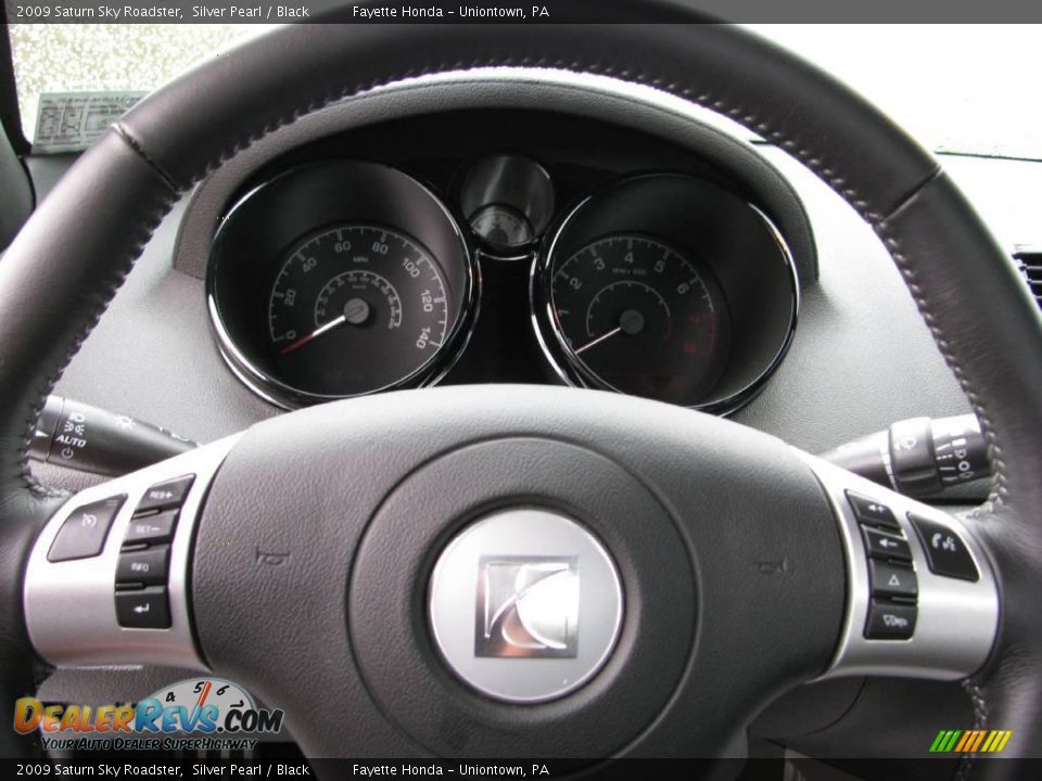 2009 Saturn Sky Roadster Silver Pearl / Black Photo #17